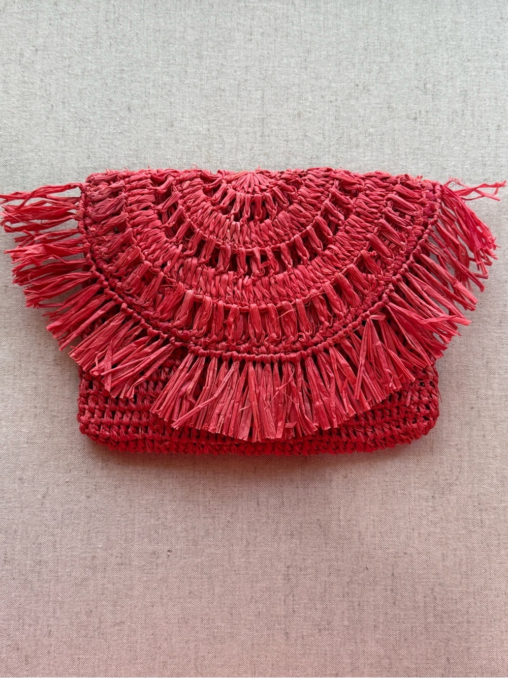 Mar Y Sol Coral Raffia Fringe Clutch | Handmade in Madagascar | NWOT